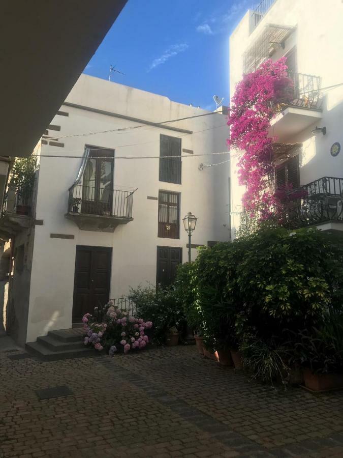 Ferienwohnung Casa Isabella Loc Turist Br Lipari  Exterior foto